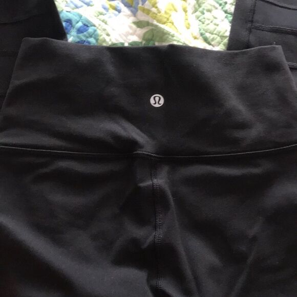 Lululemon high waist leggings mesh tech leggings - Picture 7 of 7